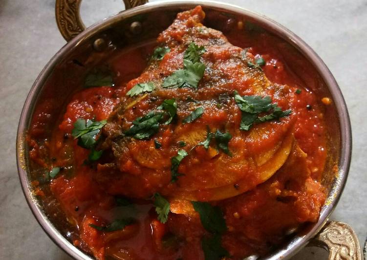 Fish with Tomato Gravy, fish curry with thick gravy, spicy fish curry,kerala cooking, kerala dishes, kerala recipes, kerala cuisine, south indian recipes