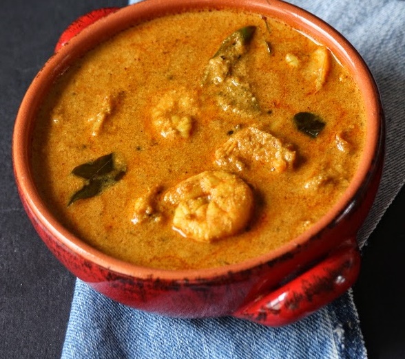 Malabar Chemmen Curry, malabar prawns curry recipe, prawns curry with thick gravy recipe, kerala recipe, indian recipe, nadan recipe