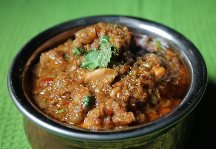 Chettinad Chicken Curry recipe, spicy chicken curry recipe, chicken curry with thick gravy