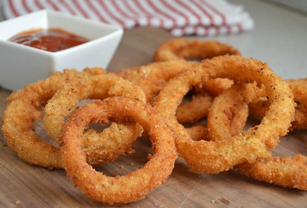 Crispy Onion Rings recipe, snack recipe with onion, Indian onion snack recipe