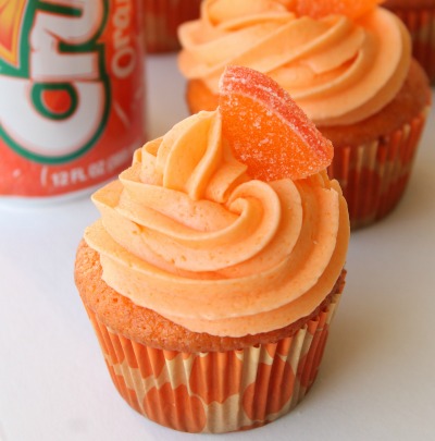 orange cupcake recipe, easy orange cupcake recipe, soft and moist orange cupcake